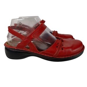 Naot Boho Gardenia Red Leather Mary Jane Sandals Velcro Comfort Walking EU 38